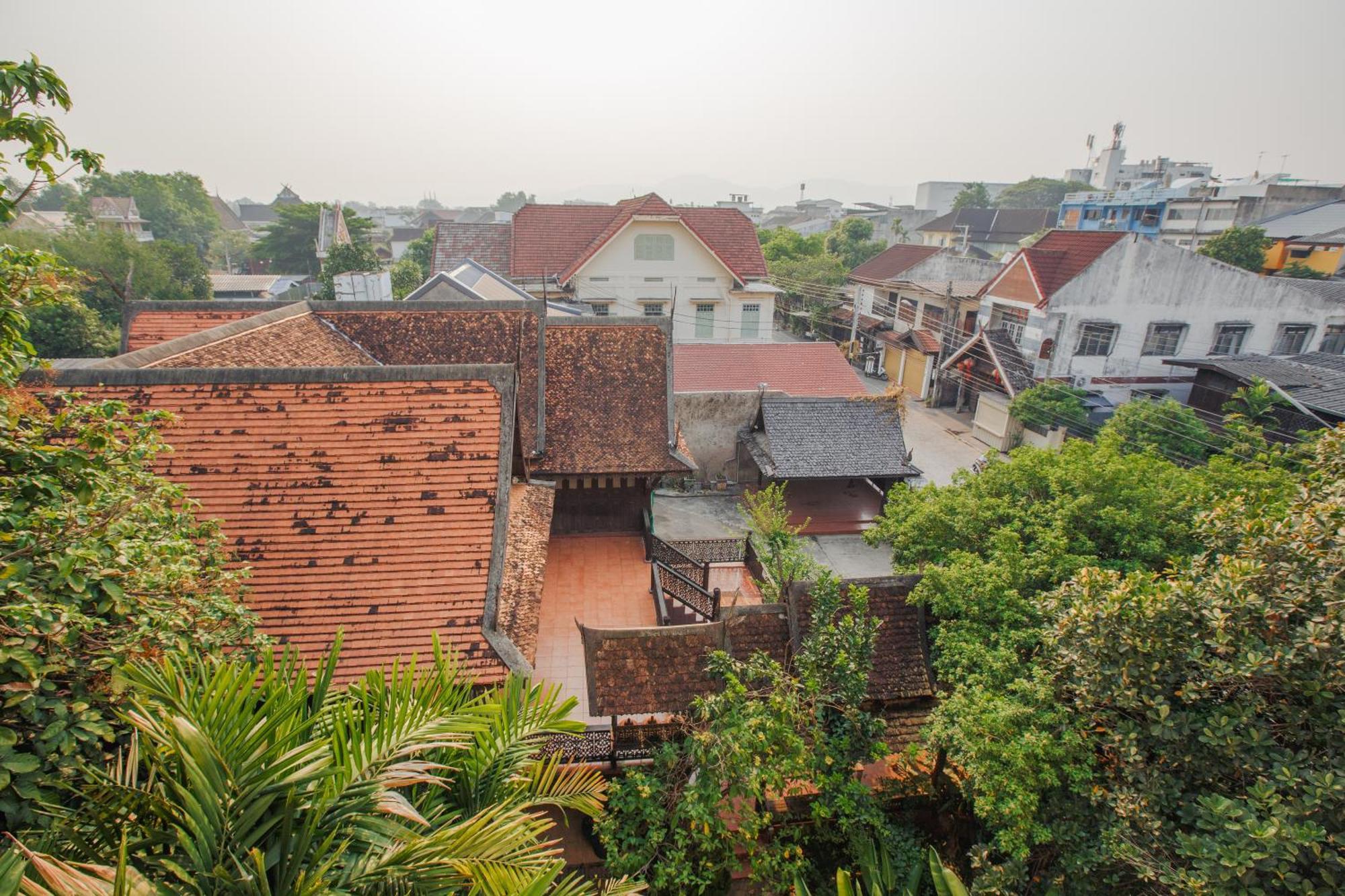 Fong Lee Cc Hotel Lampang Ngoại thất bức ảnh